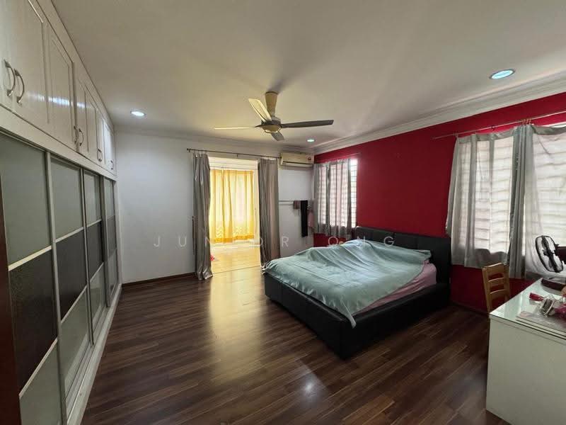 Bungalow House untuk Dijual di Bandar Country Homes (Rawang) - Junior Ong - Bedroom - PropertyGuru.com.my