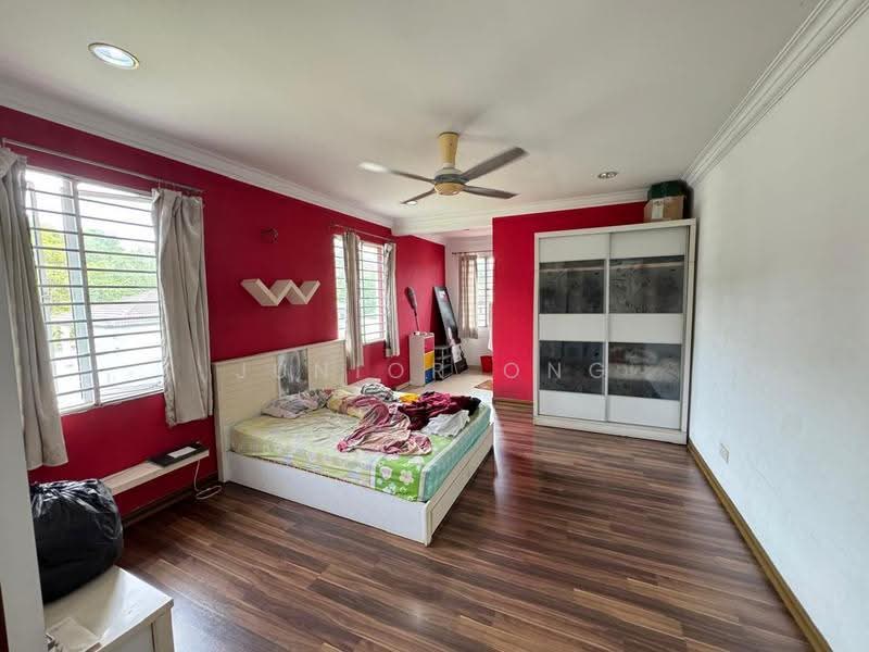 Bungalow House untuk Dijual di Bandar Country Homes (Rawang) - Junior Ong - Bedroom - PropertyGuru.com.my