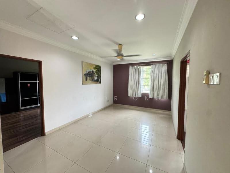 Bungalow House untuk Dijual di Bandar Country Homes (Rawang) - Junior Ong - Living Room - PropertyGuru.com.my