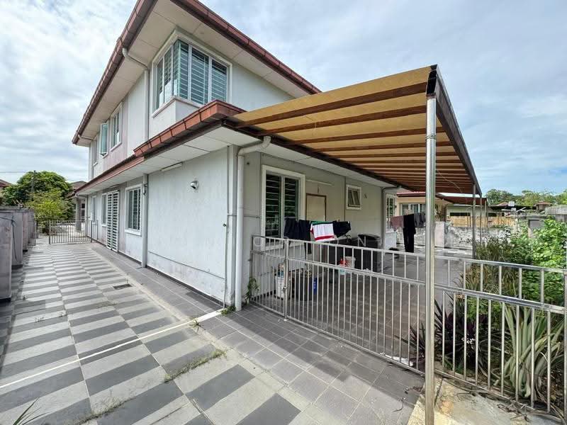 Bungalow House untuk Dijual di Bandar Country Homes (Rawang) - Junior Ong - Exterior - PropertyGuru.com.my