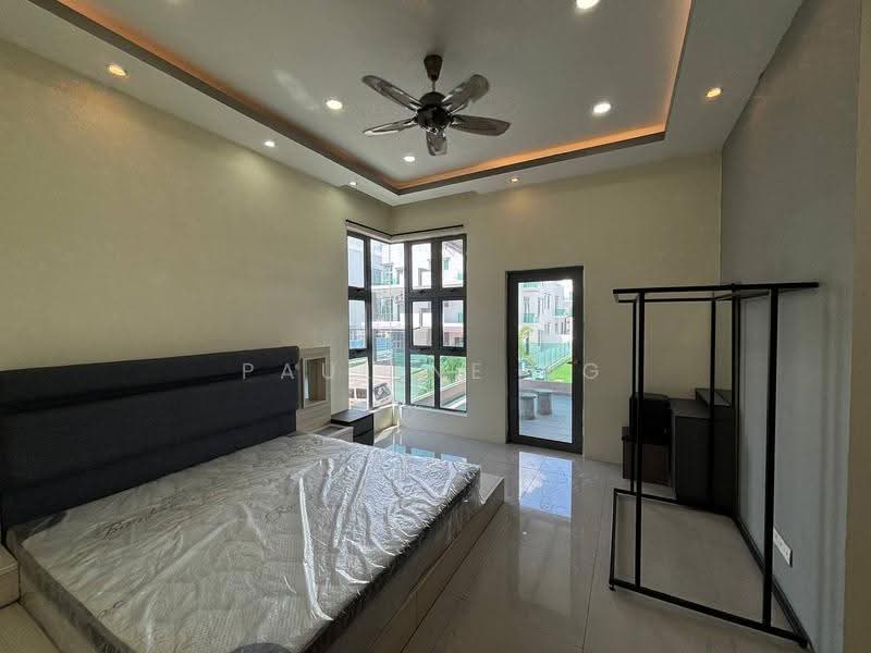 Kediaman Servis untuk Dijual di D'carlton (Residensi Seri Mega) - Pauline Ng - Bedroom - PropertyGuru.com.my