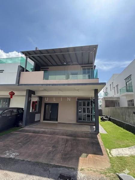 Kediaman Servis untuk Dijual di D'carlton (Residensi Seri Mega) - Pauline Ng - Exterior - PropertyGuru.com.my
