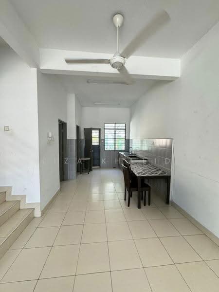 Rumah Teres 2-Tingkat untuk Dijual di Shah Alam (Selangor) - Liza Khalid - PropertyGuru.com.my