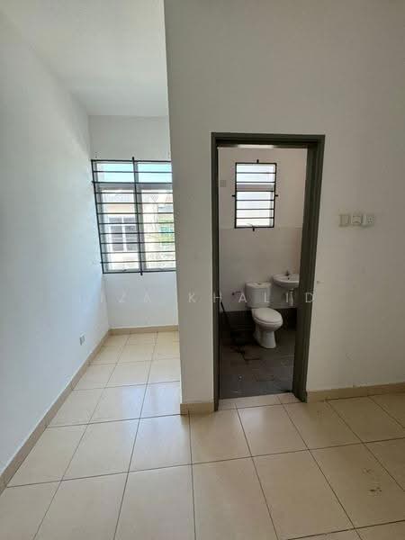 Rumah Teres 2-Tingkat untuk Dijual di Shah Alam (Selangor) - Liza Khalid - PropertyGuru.com.my