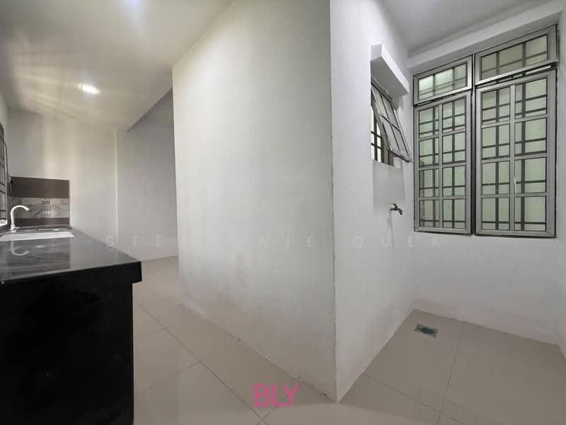 Terraced House for Sale in Bandar Puteri Klang (Klang) - Stephanie Quek - Kitchen - PropertyGuru.com.my