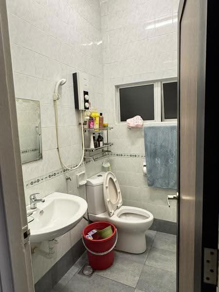 1-storey Terraced House for Sale in Taman Puteri Wangsa (Ulu Tiram) - Wallace Ang - Bathroom - PropertyGuru.com.my
