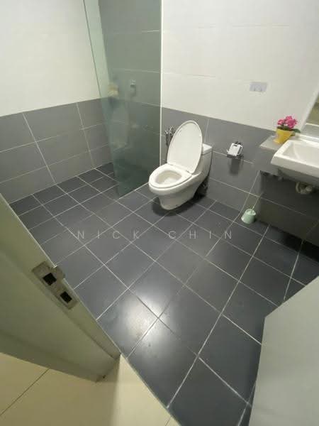 Terraced House for Rent in Bangi (Selangor) - Nick Chin - Bathroom - PropertyGuru.com.my
