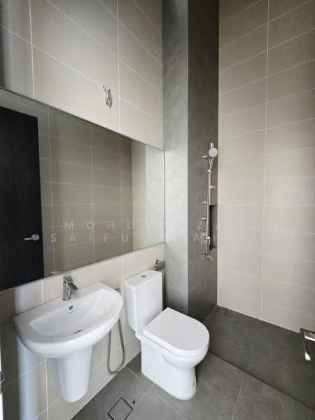Rumah Teres 2-Tingkat untuk Dijual di Elmina (Shah Alam) - Mohd Aizat Saiful Bahri - Bathroom - PropertyGuru.com.my