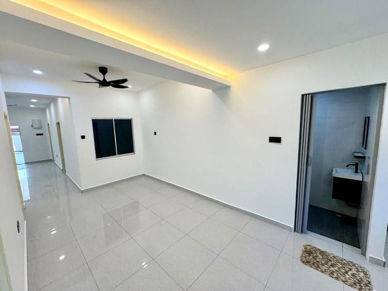 1-storey Terraced House for Sale in Taman Malim Jaya (Bachang) - Tim Piong - Interior - PropertyGuru.com.my