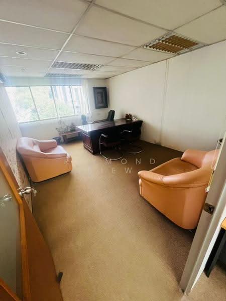 Office for Rent in Kuchai Lama (Kuala Lumpur) - Raymond Siew - Study - PropertyGuru.com.my