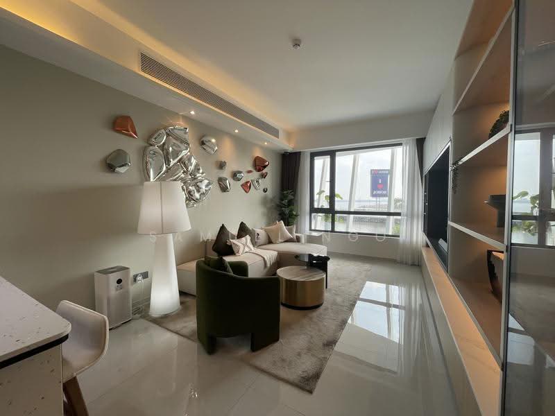 Apartment for Sale at R&F Princess Cove Phase 3-New Casa Suites - Samuel Ngo - Living Room - PropertyGuru.com.my