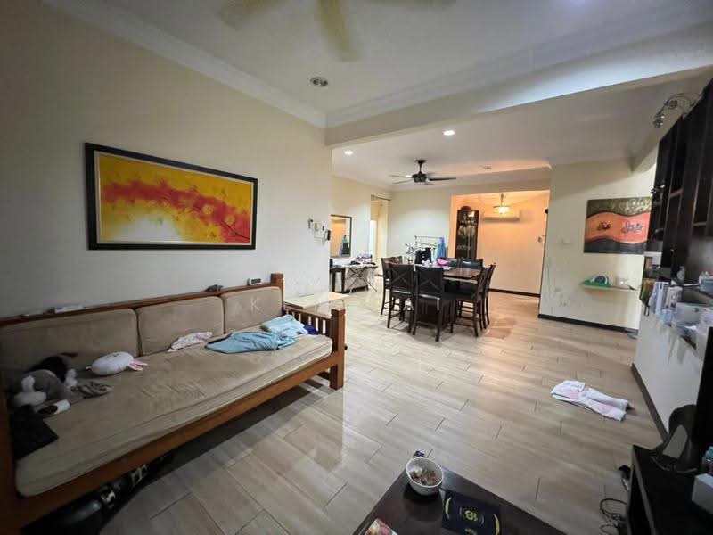 Townhouse for Sale in Bandar Sri Damansara (Selangor) - Ken Lai - Living Room - PropertyGuru.com.my