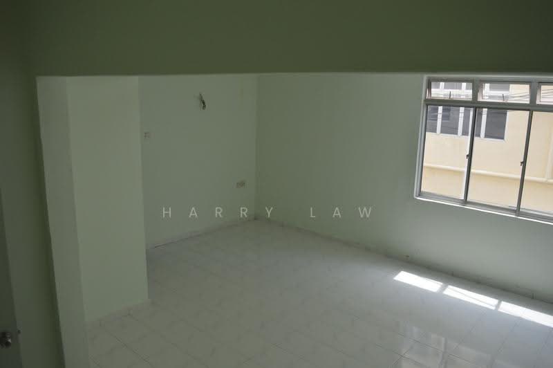 3-storey Terraced House for Sale in Taman Aman (Melaka City) - Harry Law - Interior - PropertyGuru.com.my