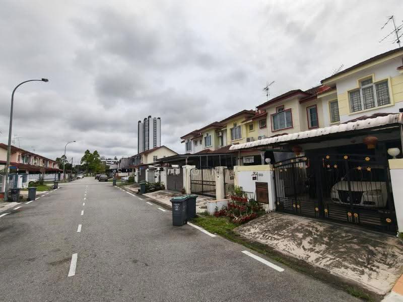2-storey Terraced House for Sale in Bukit Indah (Iskandar Puteri (Nusajaya)) - Sharon Ng - Exterior - PropertyGuru.com.my