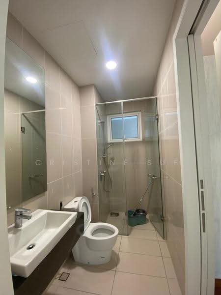 Kondominium untuk Dijual di Pavilion Hilltop - Cristine Sue - Bathroom - PropertyGuru.com.my