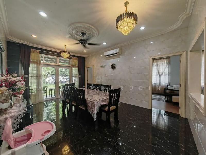 Rumah Berkembar untuk Dijual di Taman Andaman Ukay (Ulu Kelang) - Abid Sabarudin - Dining Room - PropertyGuru.com.my