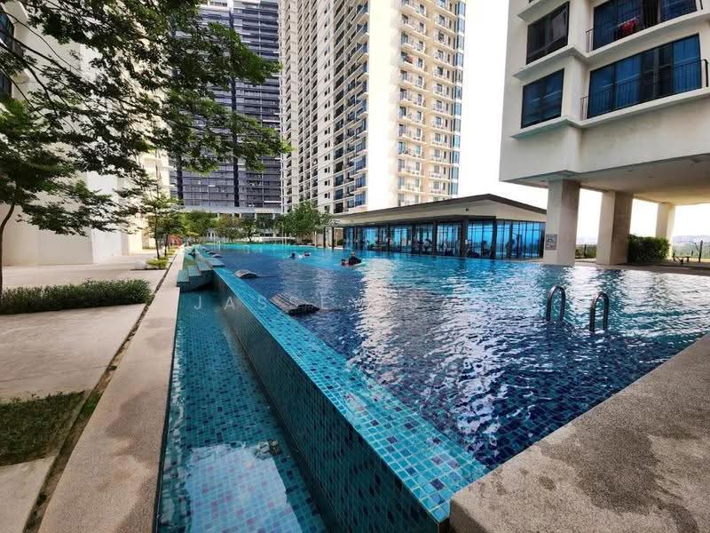 Service Residence for Sale at Trefoil @ Setia City - Jassey Saw - Pool - PropertyGuru.com.my