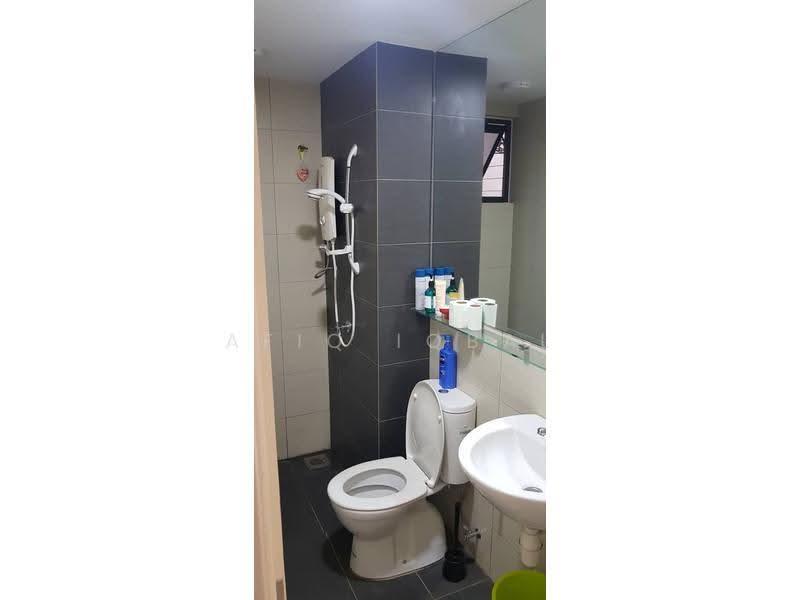 Condominium for Rent at Residensi Rampai (The Parc Tower) - Afiq Iqbal - Bathroom - PropertyGuru.com.my