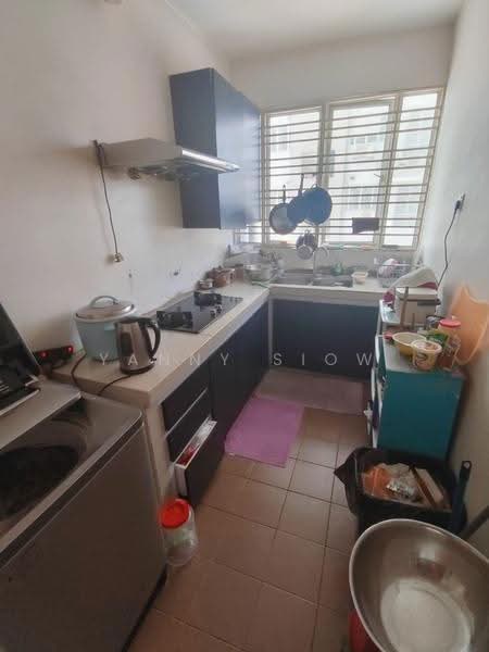 Kondominium untuk Dijual di Platinum Hill PV 2 - Yanny Siow - Kitchen - PropertyGuru.com.my