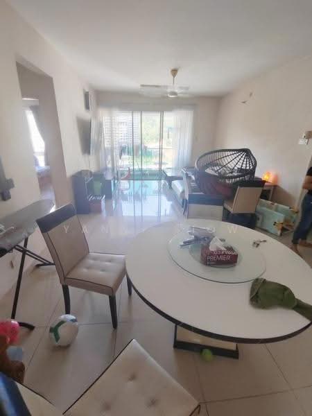 Kondominium untuk Dijual di Platinum Hill PV 2 - Yanny Siow - Living Room - PropertyGuru.com.my
