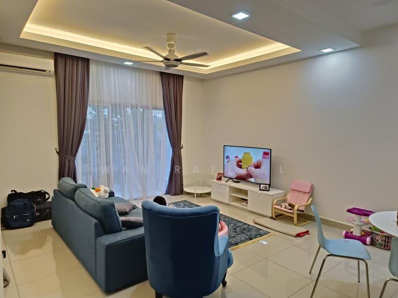2-storey Terraced House for Sale in Semenyih (Selangor) - Wan Rafizal - Living Room - PropertyGuru.com.my