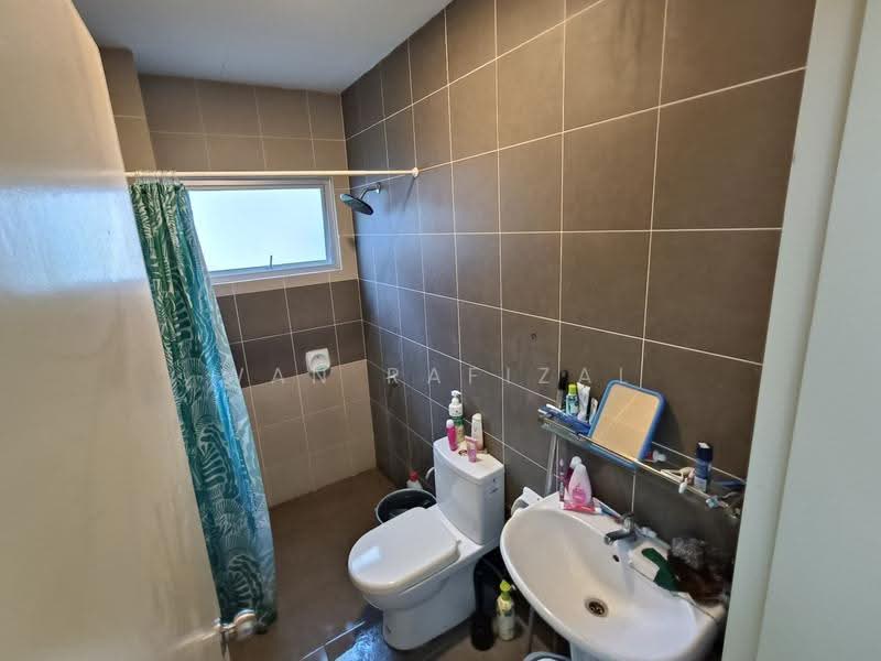 2-storey Terraced House for Sale in Semenyih (Selangor) - Wan Rafizal - Bathroom - PropertyGuru.com.my