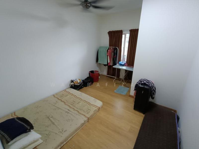 2-storey Terraced House for Sale in Semenyih (Selangor) - Wan Rafizal - Bedroom - PropertyGuru.com.my
