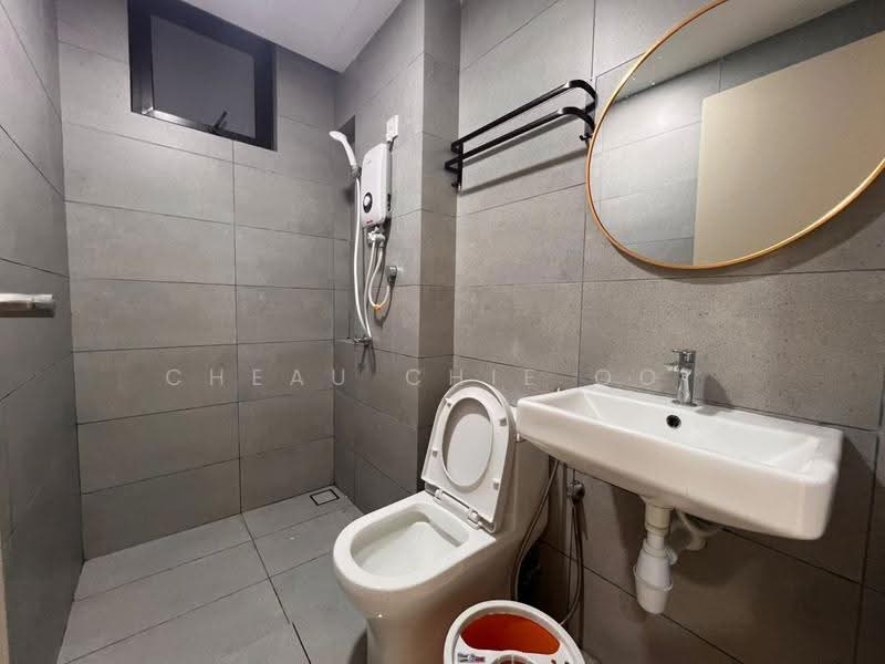 Service Residence for Rent at Vivo Executive Apartment - Cheau Chie Ooi - Bathroom - PropertyGuru.com.my