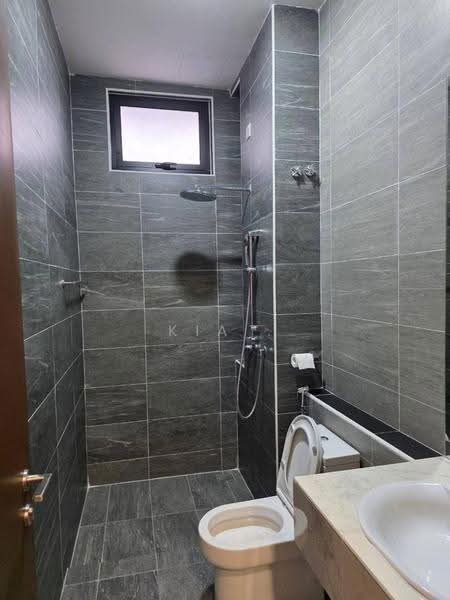 Rumah Berkembar untuk Dijual di Iskandar Puteri (Nusajaya) (Johor) - Kia . - Bathroom - PropertyGuru.com.my
