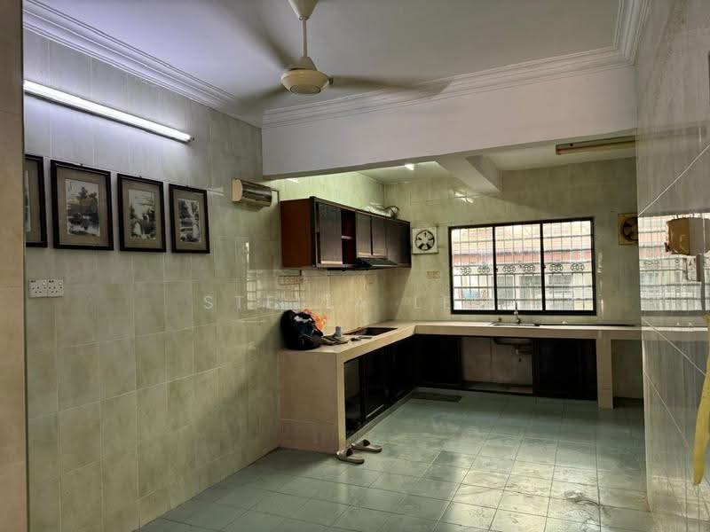 2-storey Terraced House for Sale in Bandar Mahkota Cheras (Cheras) - Stella Lee - Kitchen - PropertyGuru.com.my