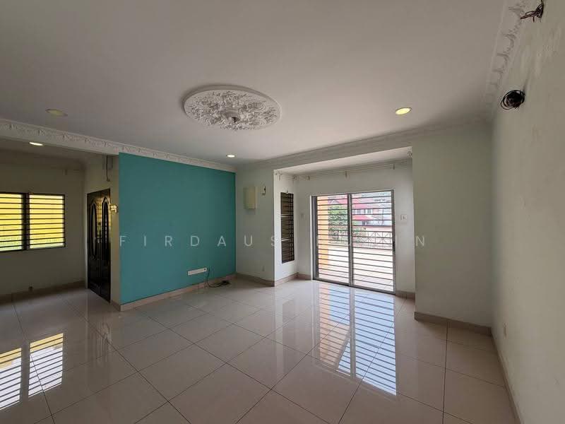 Rumah Berkembar untuk Dijual di Taman Lestari Perdana (Seri Kembangan) - Firdaus Husin - PropertyGuru.com.my