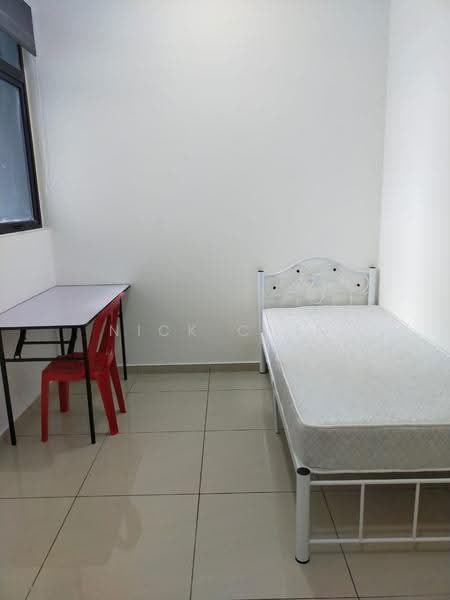 Kediaman Servis untuk Disewa di B11 Parkland Residence - Nick Chin - Bedroom - PropertyGuru.com.my