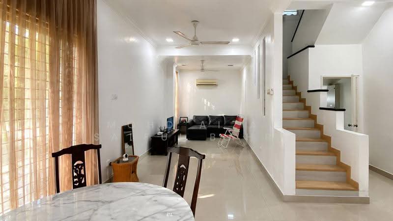 Rumah Teres 2-Tingkat untuk Dijual di Setiawangsa (Kuala Lumpur) - Mohd Aizat Saiful Bahri - Living Room - PropertyGuru.com.my