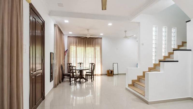 Rumah Teres 2-Tingkat untuk Dijual di Setiawangsa (Kuala Lumpur) - Mohd Aizat Saiful Bahri - Living Room - PropertyGuru.com.my