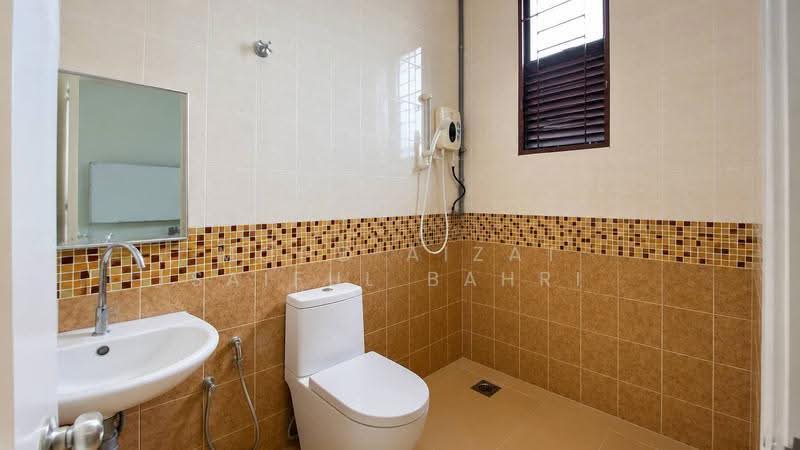 Rumah Teres 2-Tingkat untuk Dijual di Setiawangsa (Kuala Lumpur) - Mohd Aizat Saiful Bahri - Bathroom - PropertyGuru.com.my