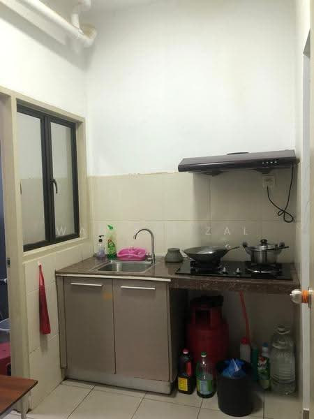 Condominium for Sale at Green Beverly Hills - Residensi Lili - Wan Rafizal - Kitchen - PropertyGuru.com.my