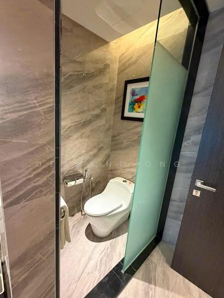 Kediaman Servis untuk Dijual di Imperial Lexis - Desmond Ong - Bathroom - PropertyGuru.com.my