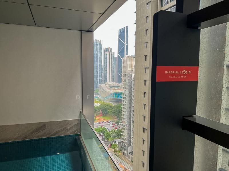 Kediaman Servis untuk Dijual di Imperial Lexis - Desmond Ong - Balcony - PropertyGuru.com.my