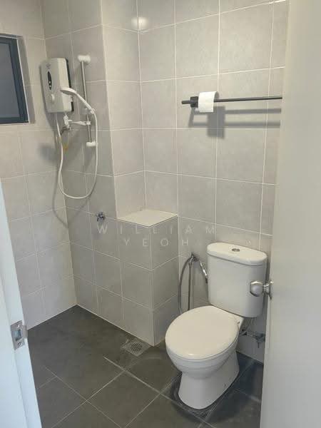 Kediaman Servis untuk Disewa di Duduk Se.Ruang @ Eco Sanctuary - William Yeoh - Bathroom - PropertyGuru.com.my