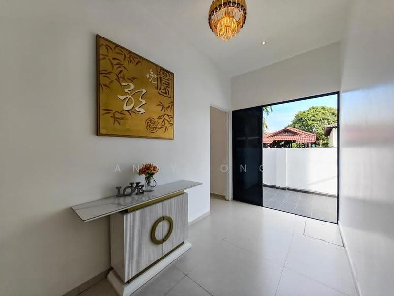 Bungalow House for Sale in Ujong Pasir (Melaka) - Andy Yong - Entrance - PropertyGuru.com.my