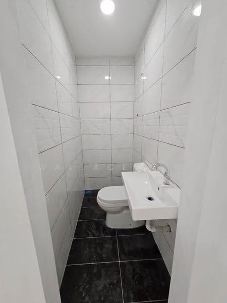1-storey Terraced House for Sale in Taman Ungku Tun Aminah (Skudai) - Wallace Ang - Bathroom - PropertyGuru.com.my