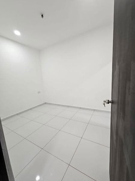 1-storey Terraced House for Sale in Taman Ungku Tun Aminah (Skudai) - Wallace Ang - Interior - PropertyGuru.com.my