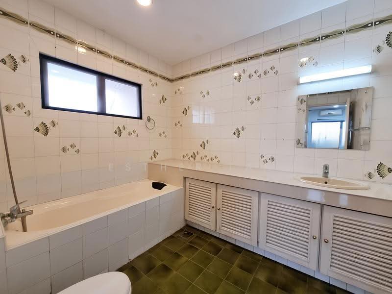 Bungalow House untuk Disewa di Taman Duta (Bukit Tunku (Kenny Hills)) - Esther Tan - Bathroom - PropertyGuru.com.my