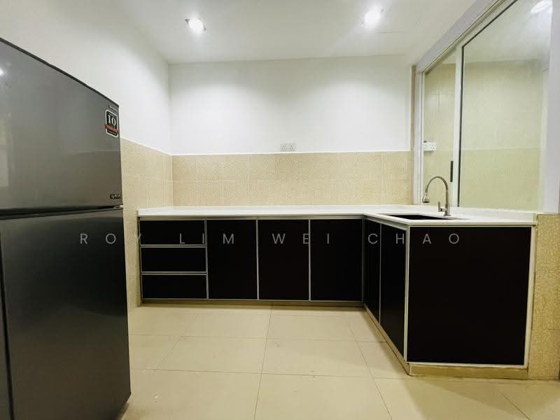 Pangsapuri untuk Disewa di Mon Bisca - Roy Lim Wei Chao - Kitchen - PropertyGuru.com.my