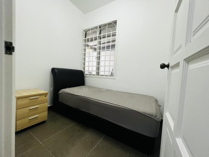 Pangsapuri untuk Disewa di Mon Bisca - Roy Lim Wei Chao - Bedroom - PropertyGuru.com.my