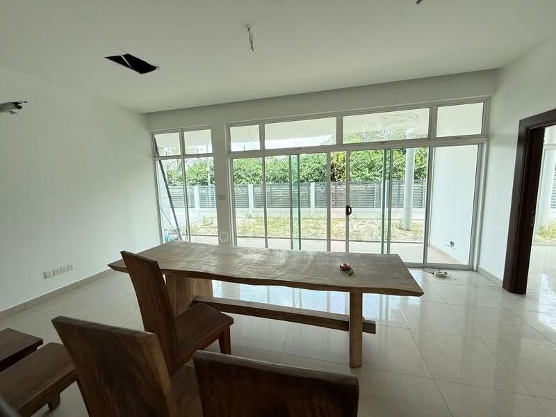 Bungalow House for Sale in Horizon Hills (Iskandar Puteri (Nusajaya)) - Zoe Lee - Dining Room - PropertyGuru.com.my