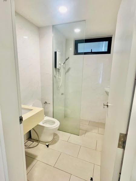 Kondominium untuk Disewa di Vertu Resort - Cheau Chie Ooi - Bathroom - PropertyGuru.com.my