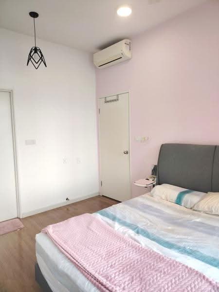 Kondominium untuk Dijual di Casa Green - KS Wong - Bedroom - PropertyGuru.com.my