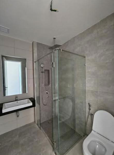Kediaman Servis untuk Dijual di The Sentral Suites - Terry Lee - Bathroom - PropertyGuru.com.my