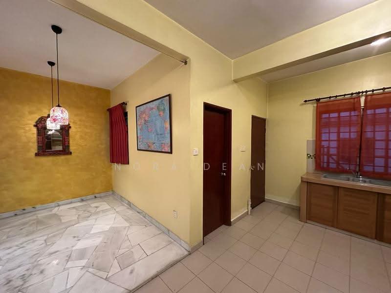 2-storey Terraced House for Sale in Bandar Putra Height (Subang Jaya) - Nora Dean - PropertyGuru.com.my